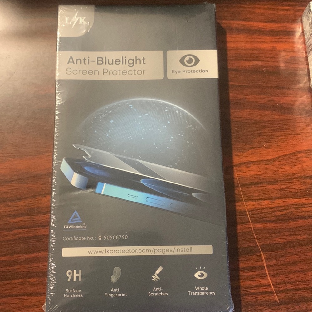 NWT 2-Screen protector2-Camera Lens protector for IPhone 13-4/1-13Pro/4-13ProMax